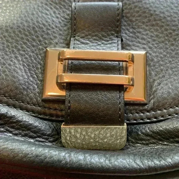 Liz Clairborne leather, black shoulder bag,  clean inside & out, 6 3/4” by 11” - Picture 4 of 10